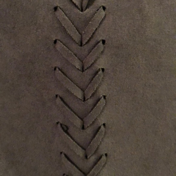 Beautiful Suede crop top - Picture 4 of 4